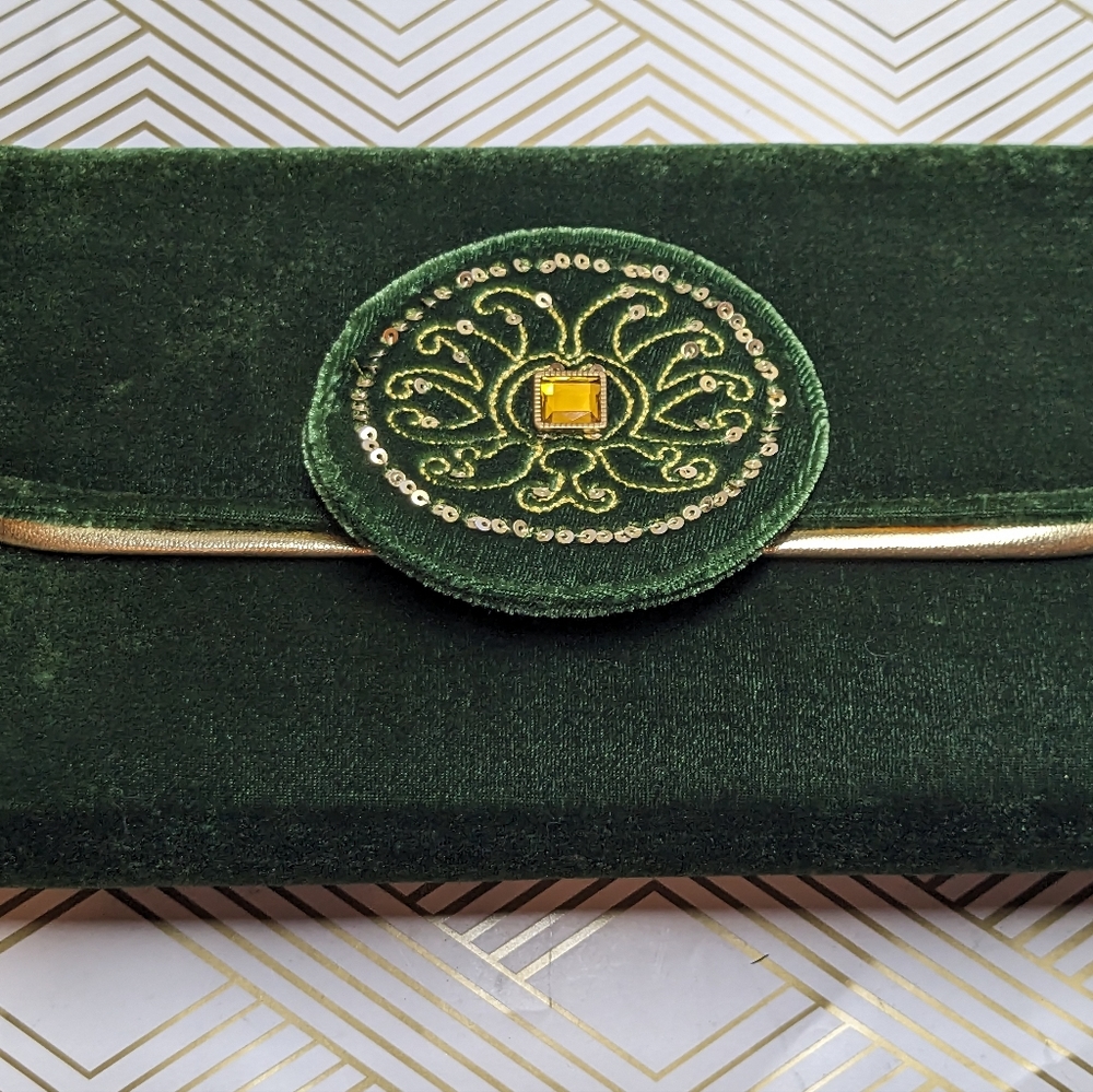 Vintage look Emerald Green Clutch Made in China